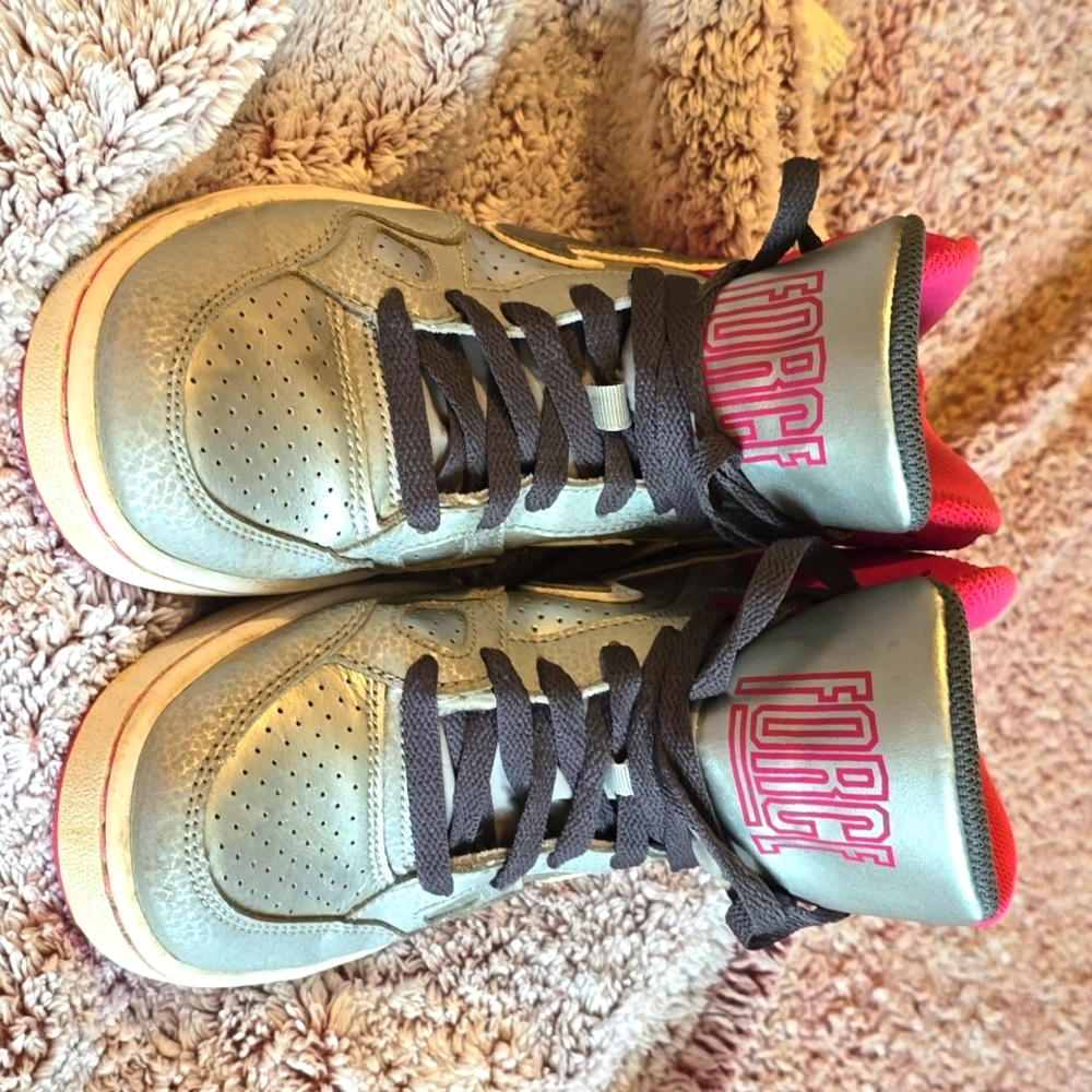 Nike Son of Force